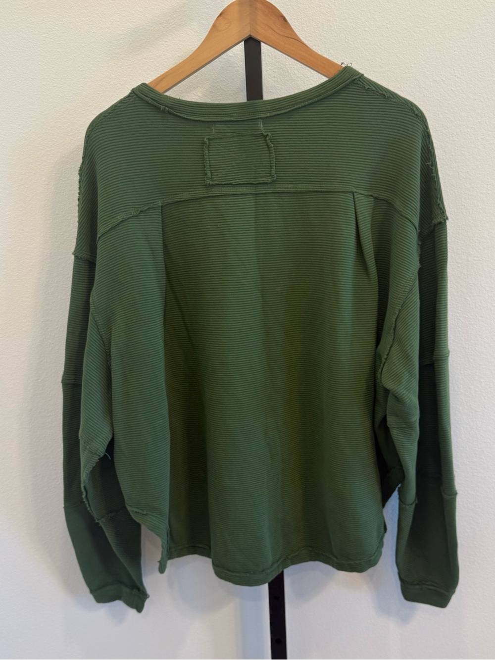 NWT Free People Total Eclipse Eden Green Ribbed Top Small Relaxed Boho Mininal - Picture 5 of 9